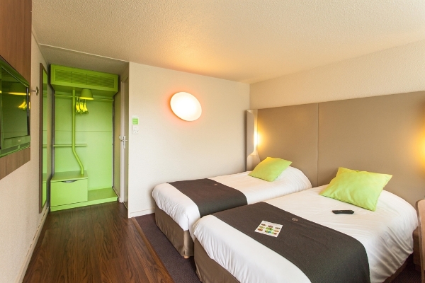 Hotel Campanile - Poitiers Aeroport